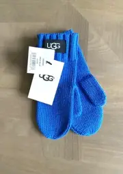 NWT UGG 4-6 Years Gloves. True Blue Polyester Acrylic Spandex