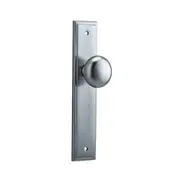Iver Cambridge Door Knob on Stepped Backplate Brushed Chrome