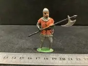 BENBROS FIGURE FROM THE ROBIN HOOD SET - SHERIFF OF NOTTINGHAM GUARD AT ARMS