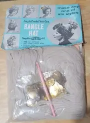 Vintage Walbead Bangle Hat Kit 1962 Make 1 of 6 Styles Beige Crochet Wool Hook