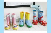 在飛比找Yahoo!奇摩拍賣優惠-hugmii兒童雨鞋男童女童寶寶水鞋小學生雨靴中筒幼兒防滑小