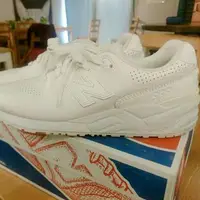 在飛比找旋轉拍賣優惠-New Balance 小白鞋（MRL999AH）