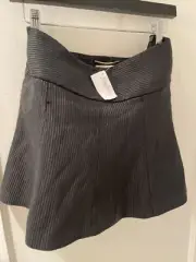 yves saint laurent saint laurent paris ysl blk skirt size 42 measures 17 inchs