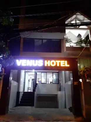 VENUS HOTEL near SECC - FV Hospital