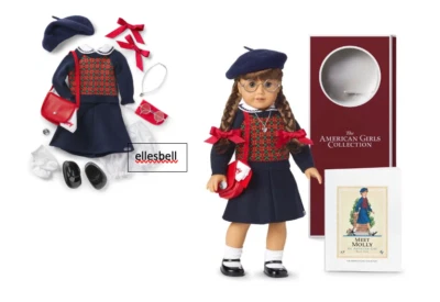 American Girl Doll MOLLY NEW IN BOX 35th Anniversary DOLL ACCESSORIES BOOK PURSE