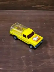 Matchbox Superfast 57 Yellow Wildlife Pickup Truck RolaMatics Lion Cab Is Loose