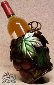 Wine Bottle Holder and/or Decorative Sculpture All Metal Grape Leaves NEW