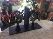 Pier 1 Imports Metal Black & Gold Tone World Globe Earth Book Ends Metal Base