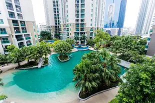 叻猜拉披色路的3臥室獨棟住宅 - 101平方公尺/2間專用衛浴Pool View Resort-like Condo in Central Bangkok中文服务