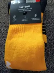 NWT YOUTH UNDER ARMOUR UA TEAM OVER THE CALF SOCKS,,,STEELTOWN GOLD 1 PAIR..LOOK