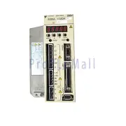 1PC New YASKAWA SGDM-10ADA-V Servo Motor Driver~