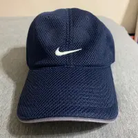在飛比找蝦皮購物優惠-Nike 深藍 經典 小勾勾 刺繡 logo 老帽 棒球帽 
