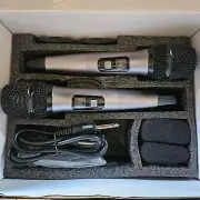 Tonor -TW820 - Dual Cordless Wireless Microphones - New/OpenBox (SILVER)