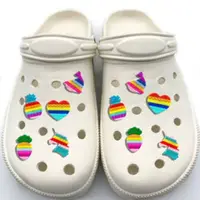 在飛比找蝦皮購物優惠-10款一套 crocs鞋釦 彩虹水果系列 裝飾釦 卡通鞋花 