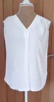Ladies Ivory Box Pleat Top Blouse By Only Size 8 BNWT Rrp £22