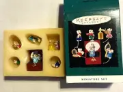 Hallmark Keepsake 1995 TINY TREASURES Set of 6 Mini Ornaments--NOS