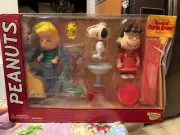 Memory Lane Peanuts Figurine Set Schroeder Beethoven Snoopy w Woodstock Lucy NIB