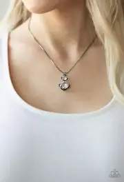 Top Dollar Diva Black Necklace Paparazzi New