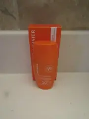 LANCASTER Sun Sensitive Tinted Mattifying Fluid Facial Sunscreen--BNIB--1 Oz