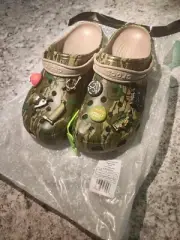 ARRIVED: Men’s Luke Combs X Crocs Bootleggers - Size US Men’s 12