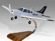 Piper PA-28 Cherokee Warrior Oxford Aviation Desk Wood Airplane Small Scale 1/32