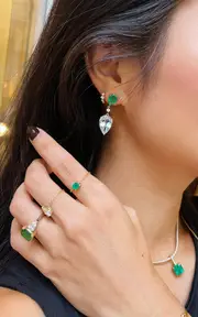[Yi Collection] 18K Yellow Gold Emerald And Aquamarine Earrings