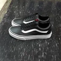 在飛比找蝦皮購物優惠-VANS Old Skool Classic Tumble 