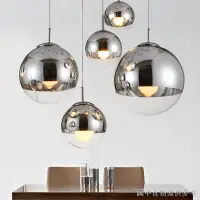 在飛比找蝦皮購物優惠-熱賣餐廳設計吊燈現代簡約吧檯飯廳餐桌餐飲樓梯裝飾電鍍玻璃圓球
