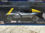Maisto ERTL Die Cast Cars 1:18 Scale Ferrari especiale MONZA