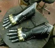 Medieval Armor Gothic Gauntlet Iron Gloves Hand Protection Battle Gauntlets gift