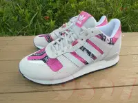 在飛比找Yahoo!奇摩拍賣優惠-9527 ADIDAS ORIGINALS ZX 700 W