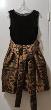 Tahari Women's Petite Black/Copper Leopard Print Belted Velvet Top Dress Size 8P