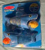 Sunny Patch Melissa & Doug Spark Shark Fish Hunt Pool Toy New