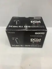Sanyo Xacti VPC-CG10 black Camcorder And Digital Camera- BUNDLE KIT