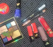 Revlon Wonder Woman Limited Edition Make Up Set