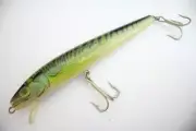 Vintage Rebel Minnow Fishing Lure in Box Naturalised Spanish Mackerel Pattern