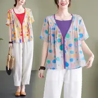 在飛比找ETMall東森購物網優惠-麗莎熊 LisaBear 夏季馬卡龍色系假兩件式棉麻造型上衣