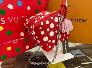 ㊣東區正精品㊣LV X Yayoi Kusama 草間彌生近全新紅色全皮白點點南瓜吊飾骰子包手提包 RZ4292 中國限定版