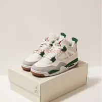 在飛比找蝦皮購物優惠-Nike SB x Air Jordan 4 Pine Gr