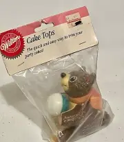 Vintage 1987 Cake Topper Figure bear with ball pink bow Cake Tops by Wilton NEW