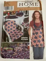 Simplicity Home Pattern ‘Picnic Hostess Accessories’ #9161 c2000 Apron, Mitts,
