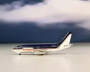 Aeroclassics AC419782 Federal Express Boeing 737-200 N204FE Diecast 1/400 Model