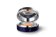 La Prairie Skin Caviar Essence-in-Foundation SPF 25