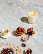 ECOYA Madison Candle 400g - Guava & Lychee Sorbet