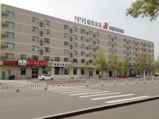 錦江之星(呼和浩特鄂爾多斯東大街店)Jinjiang Inn Hohhot Erdos East Street Branch