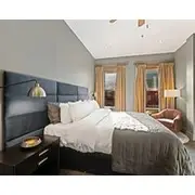 Deluxe King, Beautiful Oversized Room