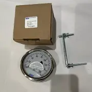 WIKA Pressure Gauge 213.53 4″ Dial, 160 psi, 1/2″ Thread, Lower Back Mount NEW