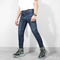 在飛比找蝦皮購物優惠-Lacoste 男士牛仔褲 LOGO 藍色 SlimFit 