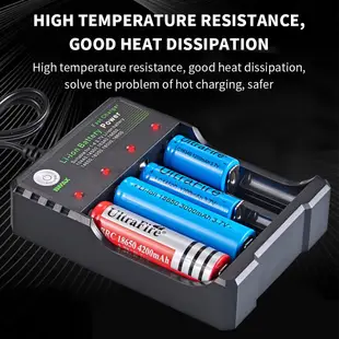 【現貨】18650 電池充電器 4 槽 4.2V 可充電電池 3.7V 鋰離子 18650 紅色/綠燈顯示