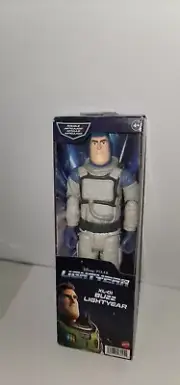Disneys Pixar buzz Light Year XL-01 NIB